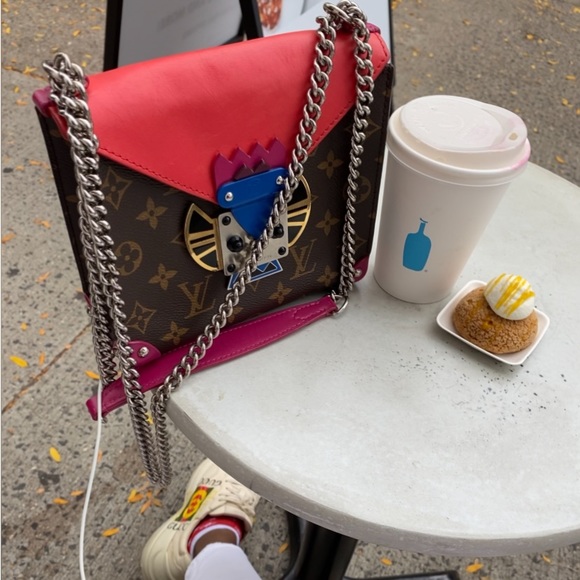 LOUIS VUITTON Monogram Tribal Mask Pochette PM - Picture 15 of 16